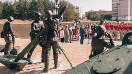 Сквер со скульптурной композицией «Минометчики» открыли в Нововоронеже