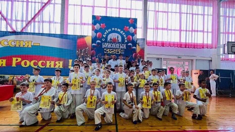 Борисоглебские рукопашники завоевали 22 золотых медали на первенстве округа