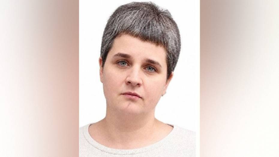 В Воронежской области ищут 54-летнюю женщину с черными волосами с проседью