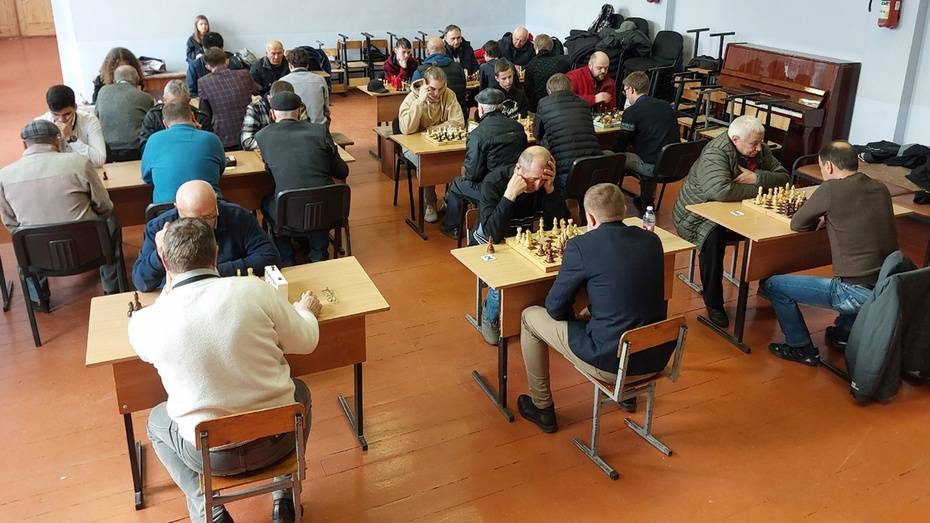 Воробьевцы заняли 2 первых места на домашнем открытом турнире по шахматам