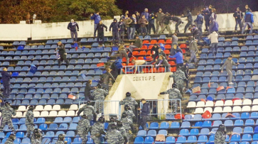 В Воронеже оценили ущерб стадиону от драки фанатов на матче «Факел» – «Динамо»