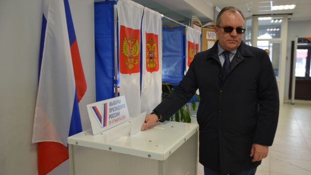 Глава Павловского района принял участие в выборах Президента РФ