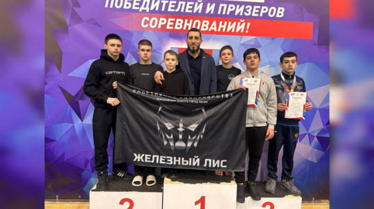 Лискинцы взяли 6 золотых медалей на областном чемпионате по панкратиону
