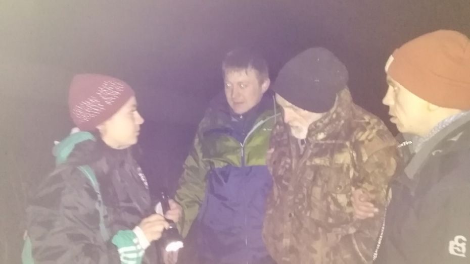 Воронежские волонтеры нашли на болоте пропавшего пенсионера