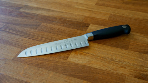 В Воронеже женщина пырнула ножом сожителя и получила три года условно