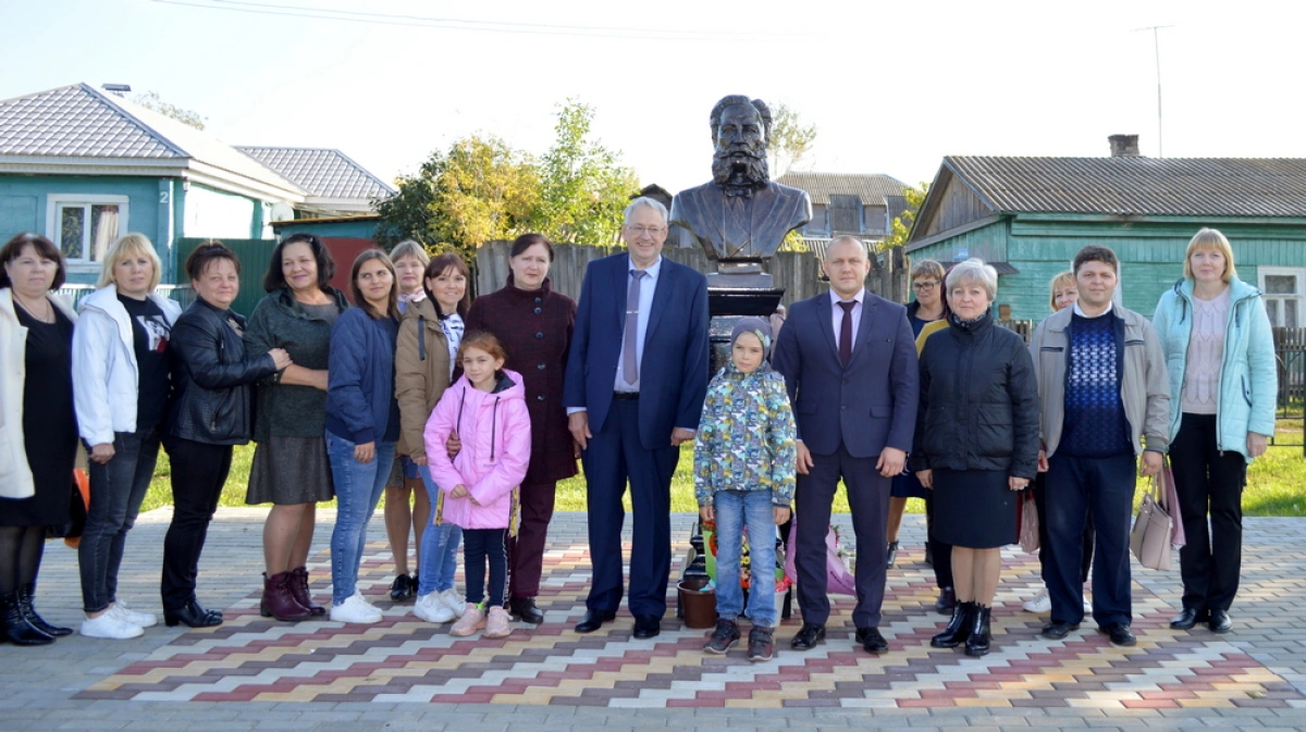 Село народные. Село народное в Терновском районе в СССР.