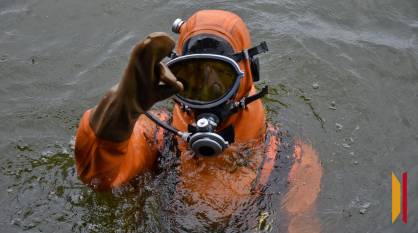 Курс с погружением: как призывники ВМФ сдавали экзамен в Воронежской водолазной школе