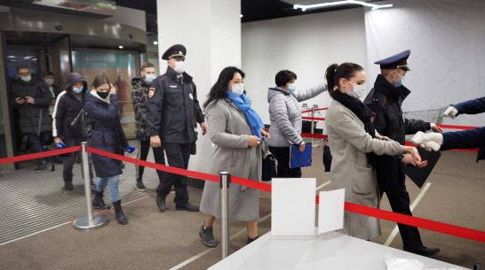 Суточный максимум зараженных COVID-19 воронежцев обновляется 10 день подряд