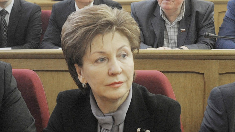Воронежский сенатор утратила позиции в медиарейтинге после обновления СовФеда