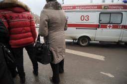 Пассажирка маршрутки попала в больницу после ДТП с Peugeot в Воронеже