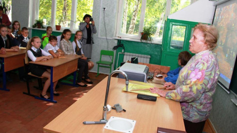 Потомки дворян провели урок истории в сельской школе Аннинского района 