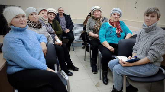 Жителей верхнехавского села Углянец пригласили на встречу с «серебряными» волонтерами