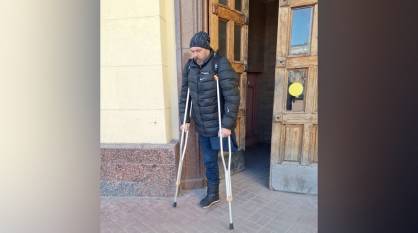 Воронежские волонтеры спасли бездомного инвалида, больше месяца жившего на вокзале