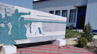 В поворинском селе Самодуровка отремонтируют памятник героям-землякам
