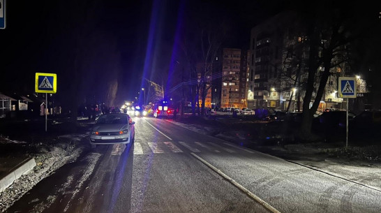 В Семилуках Воронежской области Volkswagen насмерть сбил пешехода