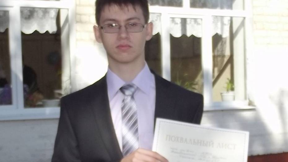 Терновский школьник в третий раз подряд победил в областной олимпиаде по биологии