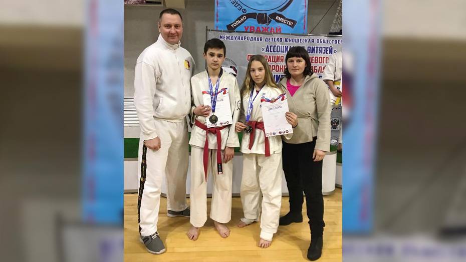 Верхнехавские спортсмены выиграли 2 «серебра» на всероссийских соревнованиях по карате