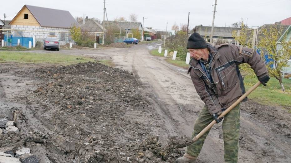 В Богучарском районе жильцы 60 домов остались без воды