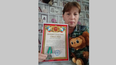 Мать участника СВО из Таловского района получила медаль «За помощь фронту»