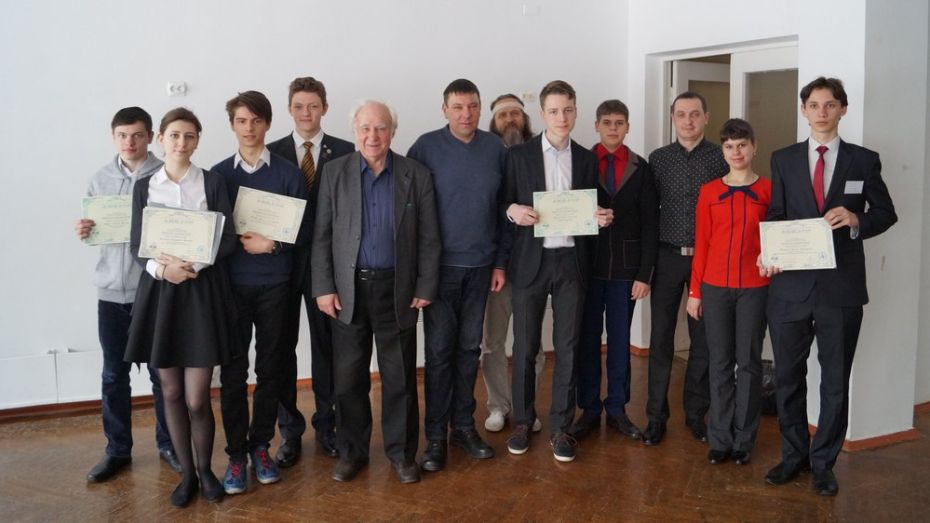 Лискинские школьники заняли 1 место на всероссийском конкурсе достижений молодежи