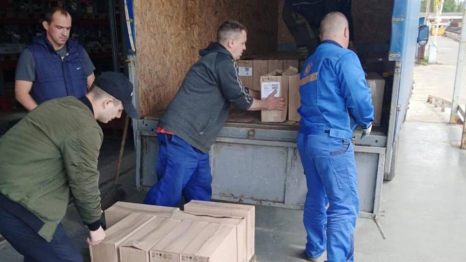 Таловские аграрии передали 1 т подсолнечного масла для мирных жителей Украины