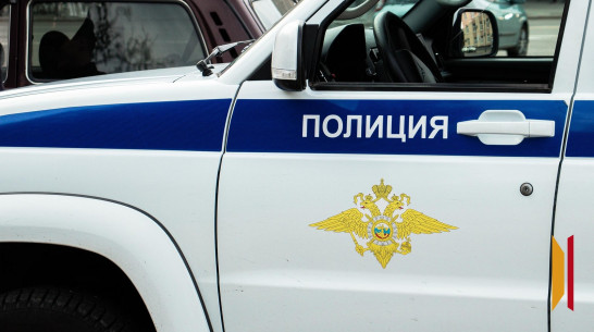 В Воронежской области полицейские задержали наркокурьеров с тайником в бензобаке: видео