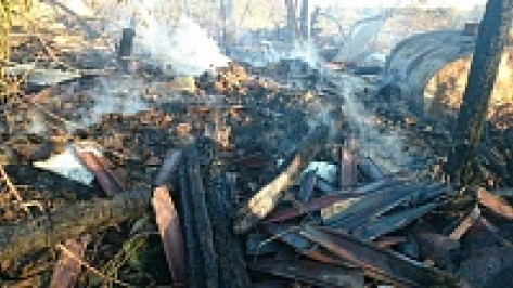 В Аннинском районе многодетная семья из-за пожара осталась без крова
