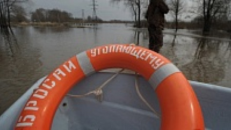 Под Борисоглебском затоплен мост, связывающий два села 
