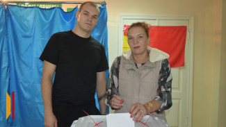 В Грибановке проголосовал ветеран СВО