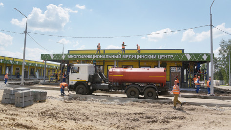 РИА «Воронеж» показало строительство новой инфекционной больницы за 2,5 минуты