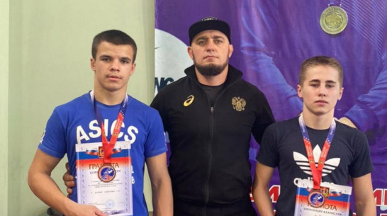 Лискинцы стали бронзовыми призерами всероссийских соревнований по вольной борьбе
