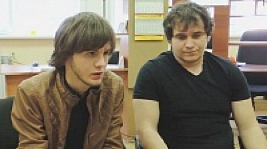 Очевидцы ДТП в центре Воронежа: «Если бы окружающие не камеры доставали, а огнетушители несли, может, удалось бы спасти водителя»