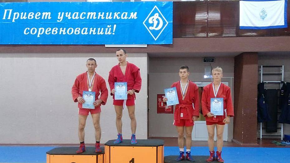 Таловский самбист завоевал «бронзу» на областном турнире