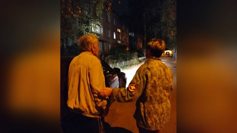 В Воронеже спасли пенсионера, ушедшего из дома в тапочках
