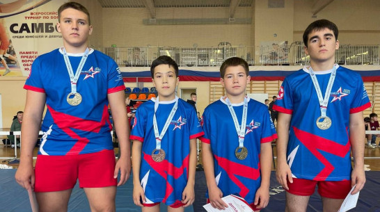 Таловские спортсмены завоевали 5 золотых медалей на открытых домашних соревнованиях по самбо