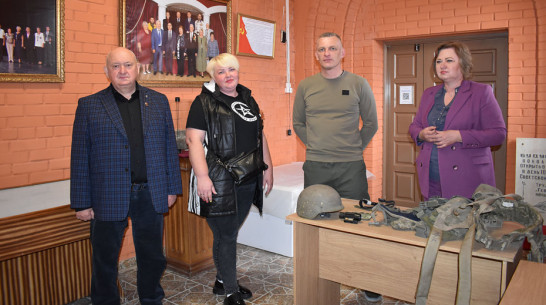 Участники СВО передали в лискинский музей трофеи с передовой