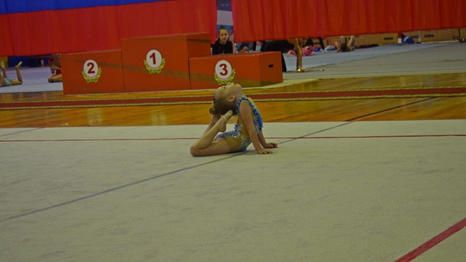 Грибановские гимнастки выиграли 3 «золота» на первенстве по художественной гимнастике
