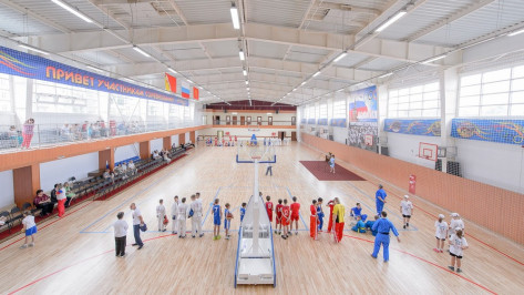 В Борисоглебске открылся новый спорткомплекс с бассейном