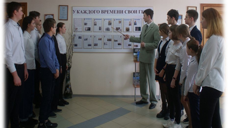 Школьники кантемировского села Митрофановка сделали стенды о земляках-интернационалистах