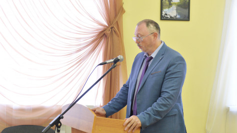 Уволившегося воронежского чиновника заподозрили в злоупотреблении полномочиями