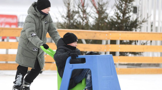 В Воронеже каток на Адмиралтейской площади вернулся к полноценной работе