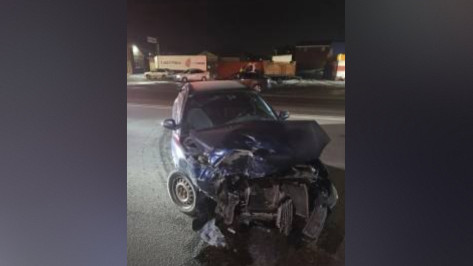 В Воронежской области пьяный водитель KIA развернулся через сплошную и влетел в «Ладу»