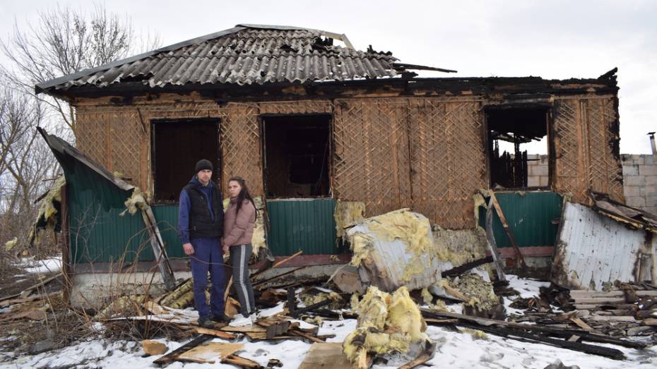 Семья из борисоглебского села Богана попросила помощи после пожара
