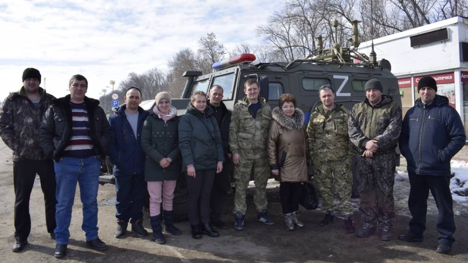 Лискинские волонтеры доставили гуманитарную помощь военным РФ на границу с Харьковом