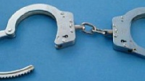 В Воронеже задержан мужчина, который, угрожая пистолетом, ограбил павильон быстрых займов