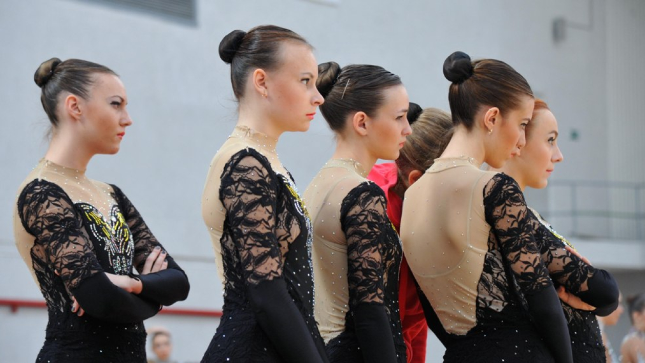 На первый Кубок России по эстетической гимнастике в Воронеж приехали 400 спортсменок 