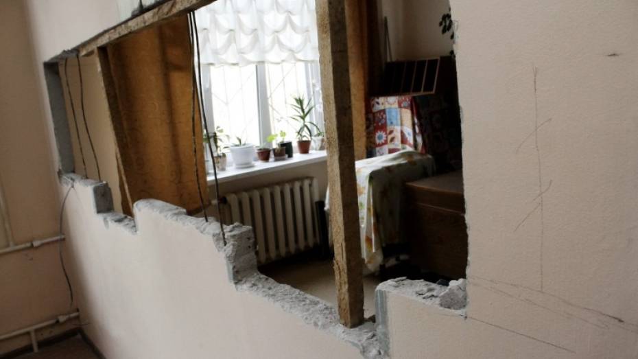 В воронежской поликлинике завершили монтаж новых окон выдачи больничных