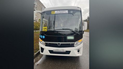 В Воронеже автобус №37 сбил 7-летнюю девочку