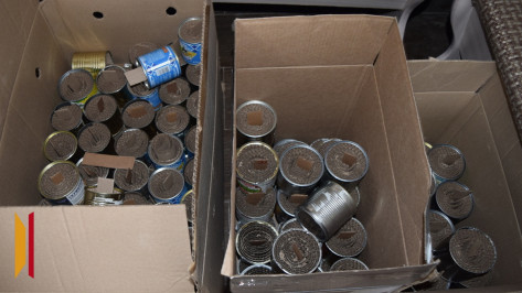 Репьевцы передали бойцам СВО около 300 окопных свечей