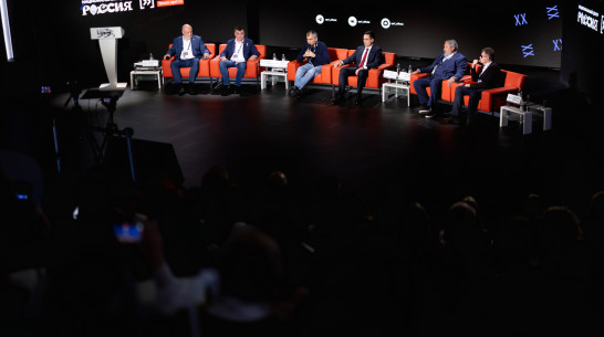 «Суверенитет – основа существования России»: образ будущего страны обсудили на итоговом форуме Общественной палаты РФ «Сообщество»